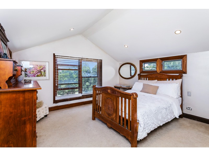 91 Chesterfield Drive, Bonogin QLD 4213