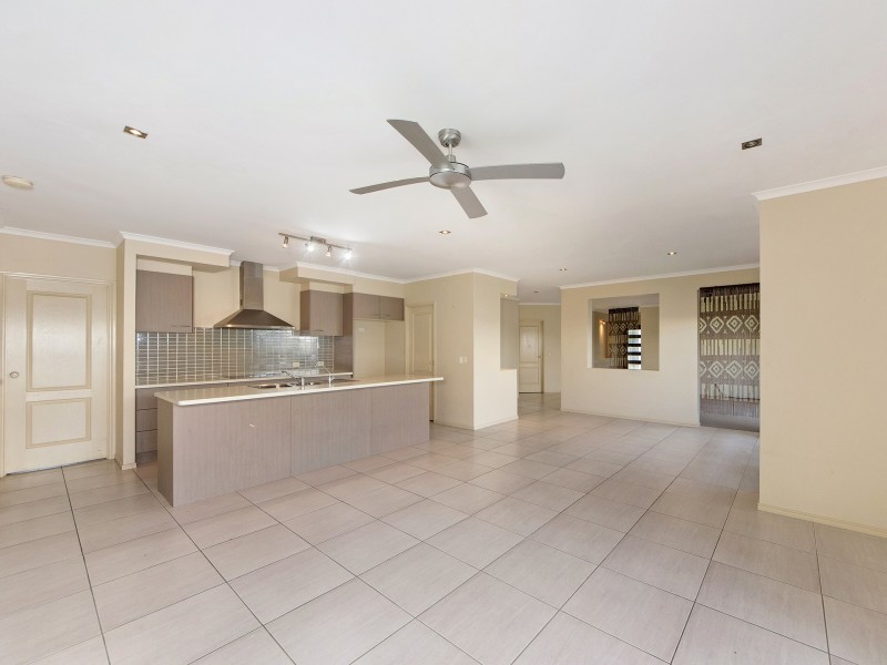 106 Observatory Drive, Reedy Creek QLD 4227