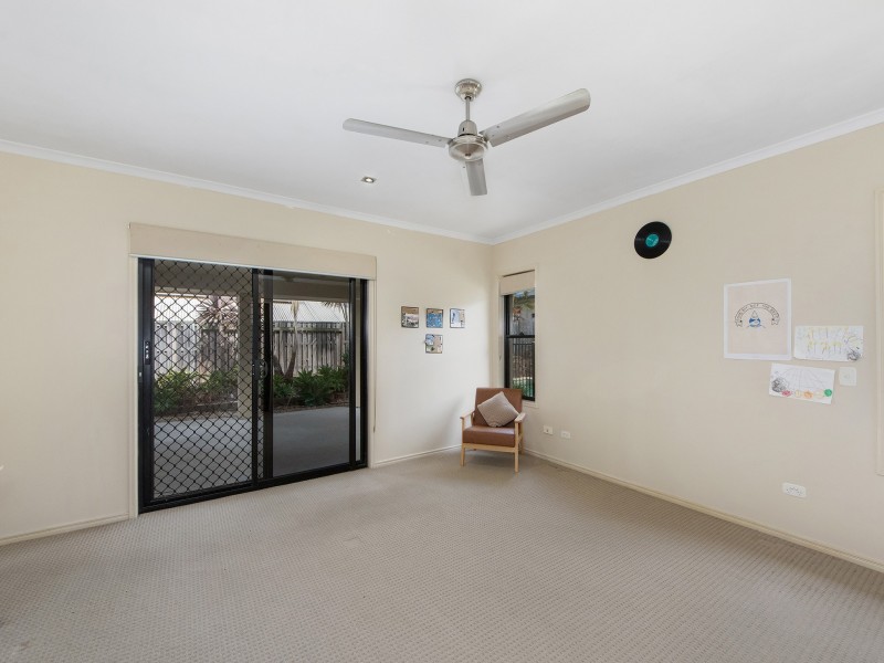 106 Observatory Drive, Reedy Creek QLD 4227