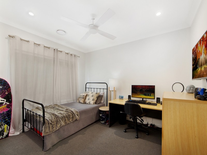 22 Everstar Street, Reedy Creek QLD 4227