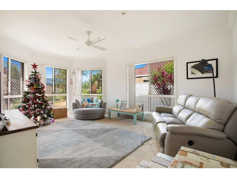 22 Fiddlewood Place, Reedy Creek QLD 4227