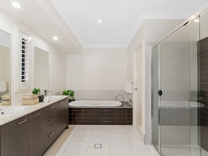 73 Barden Ridge Road, Reedy Creek QLD 4227