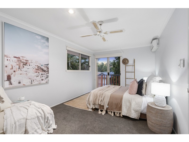 22 Oakdale Avenue, Nerang QLD 4211