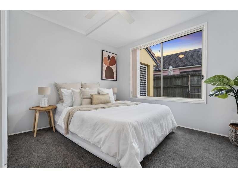 22 Oakdale Avenue, Nerang QLD 4211