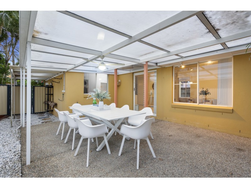 22 Oakdale Avenue, Nerang QLD 4211