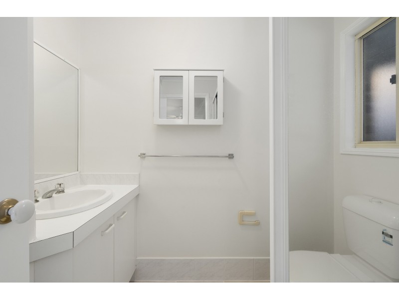 20/18 Bottlewood Court, Burleigh Waters QLD 4220