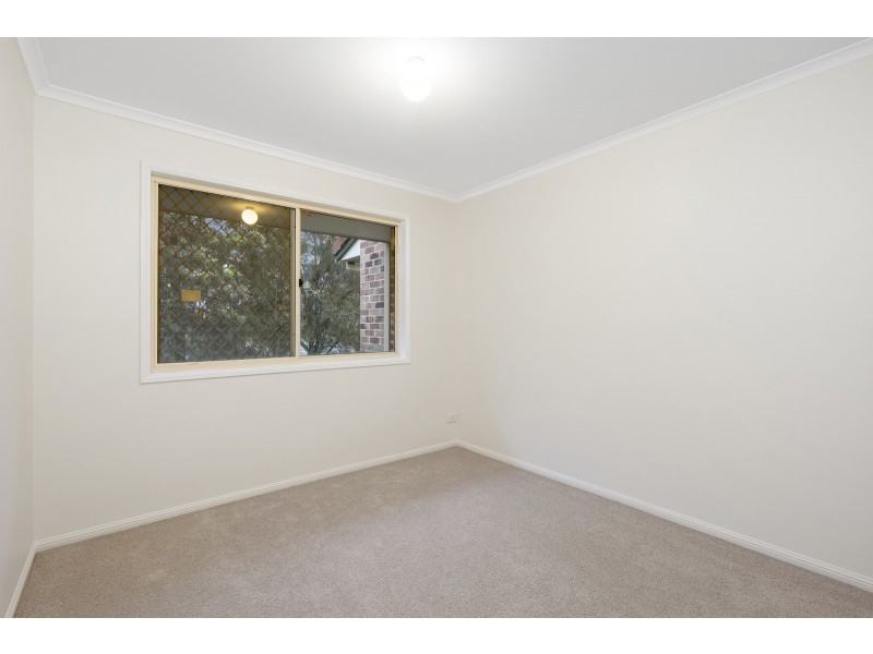 20/18 Bottlewood Court, Burleigh Waters QLD 4220