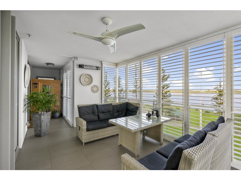 504/378 Marine Parade, Labrador QLD 4215