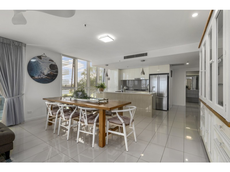 504/378 Marine Parade, Labrador QLD 4215