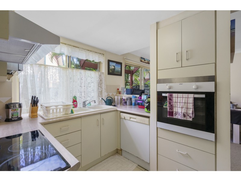 243/125 Hansford Road, Coombabah QLD 4216