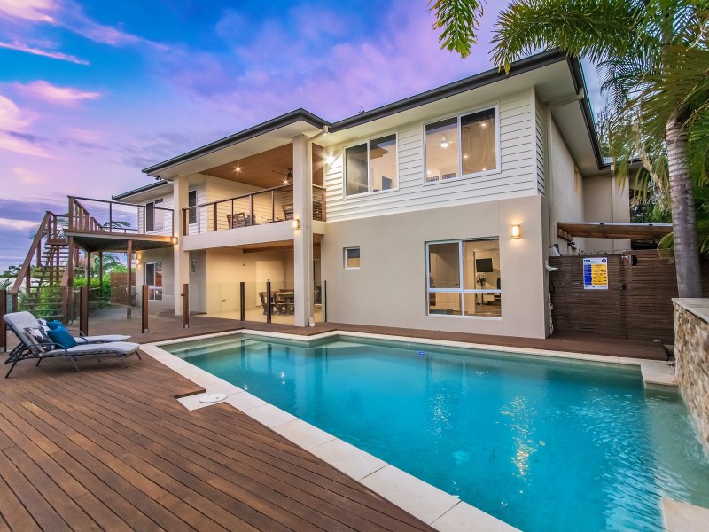 25 Southern Skies Avenue, Reedy Creek QLD 4227