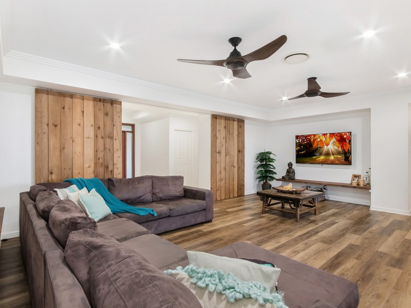 25 Southern Skies Avenue, Reedy Creek QLD 4227