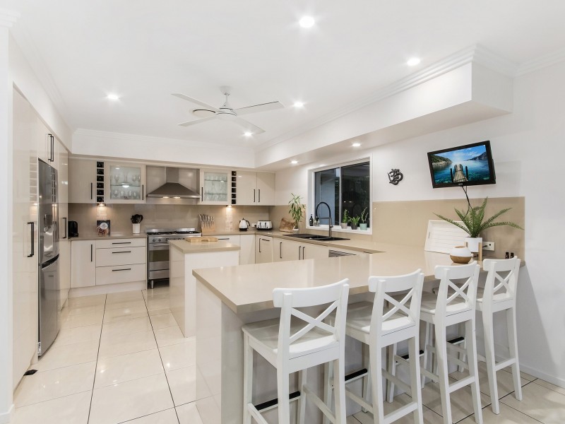 25 Southern Skies Avenue, Reedy Creek QLD 4227