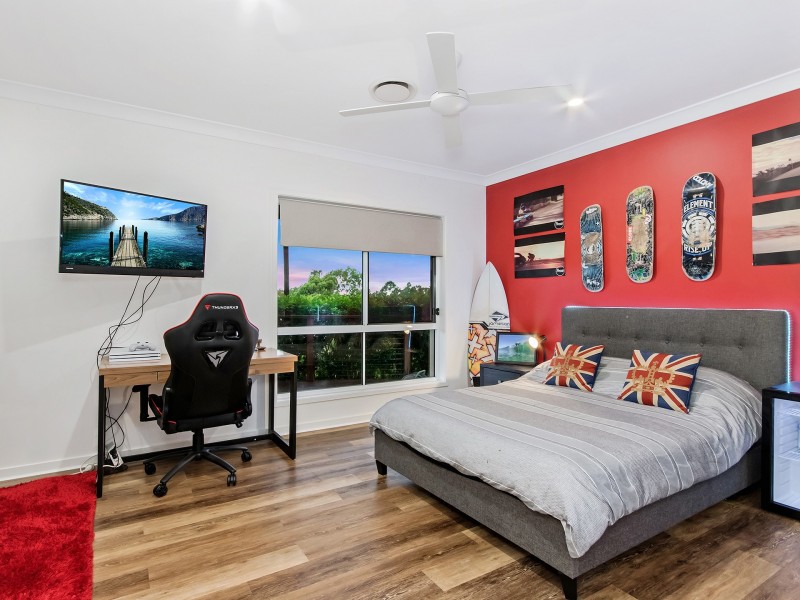 25 Southern Skies Avenue, Reedy Creek QLD 4227