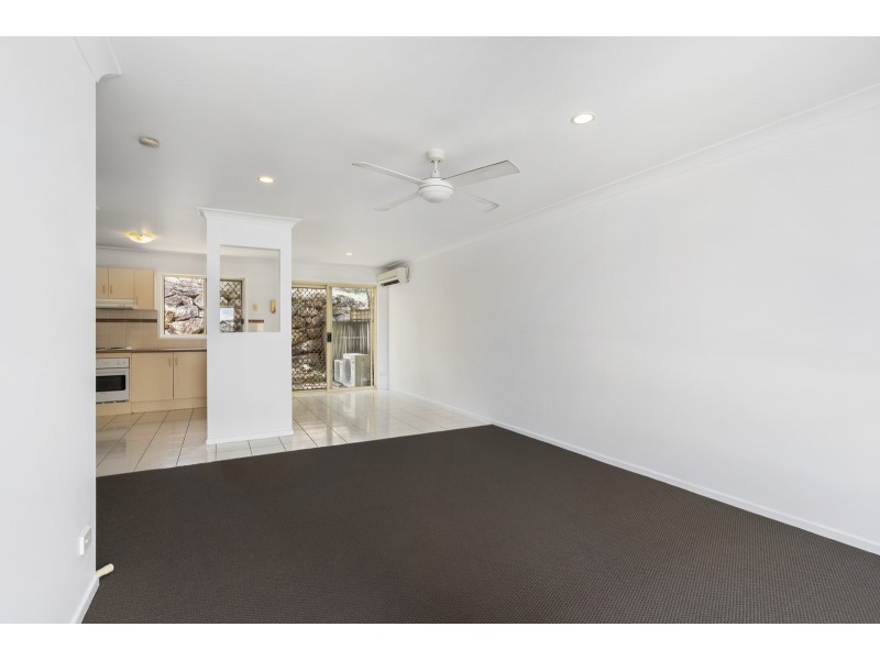 21/21 Leviathan Drive, Mudgeeraba QLD 4213