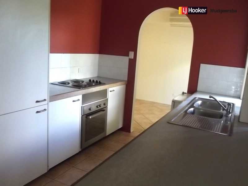 10 Dearne Place, Carrara QLD 4211