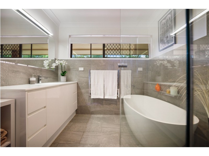 15 Narrabundah Street, Mudgeeraba QLD 4213