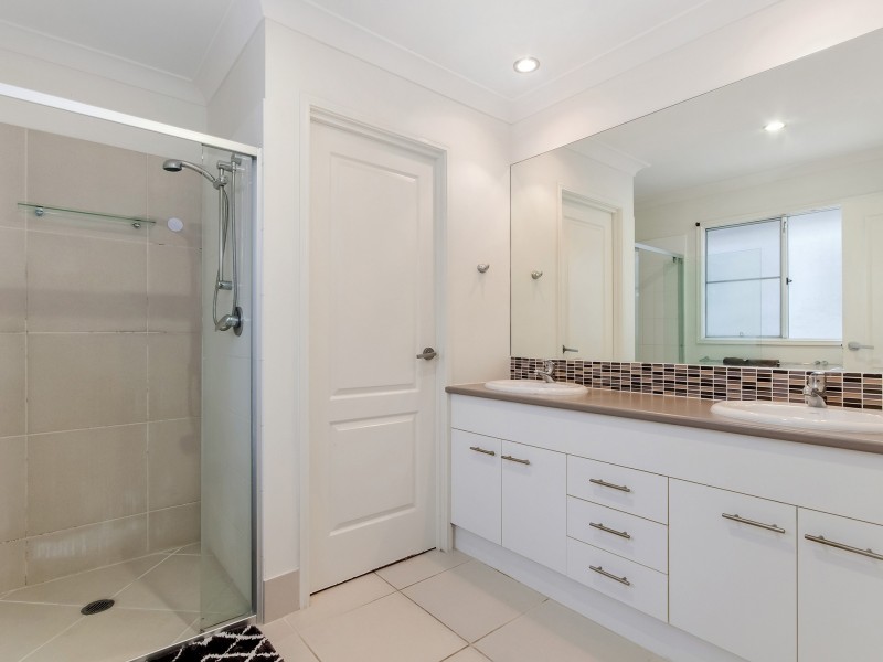 3 Abilene Place, Reedy Creek QLD 4227