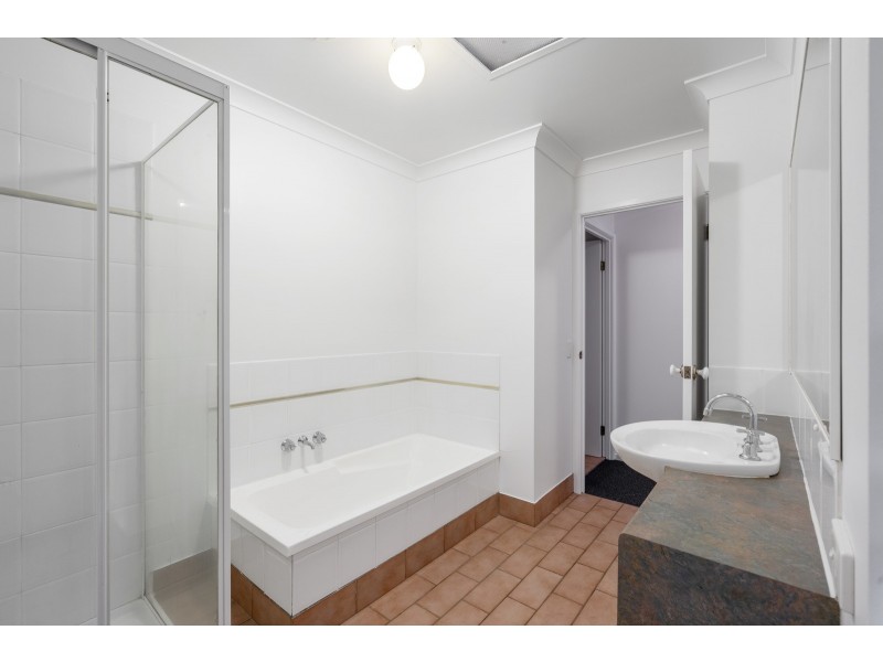 33/6-20 Ben Lomond Drive, Highland Park QLD 4211