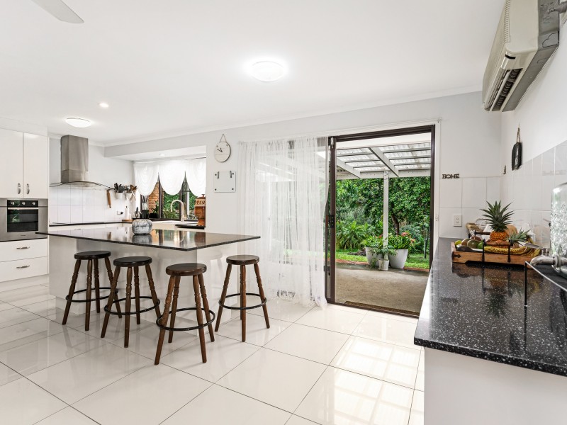 15 William Hollindale Court, Worongary QLD 4213