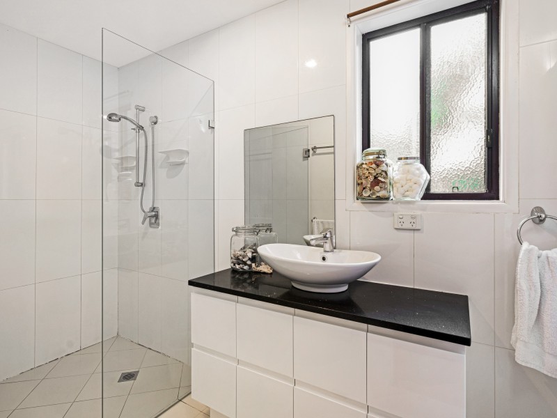 15 William Hollindale Court, Worongary QLD 4213