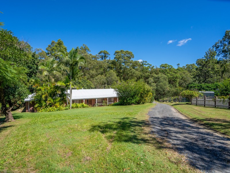 15 William Hollindale Court, Worongary QLD 4213