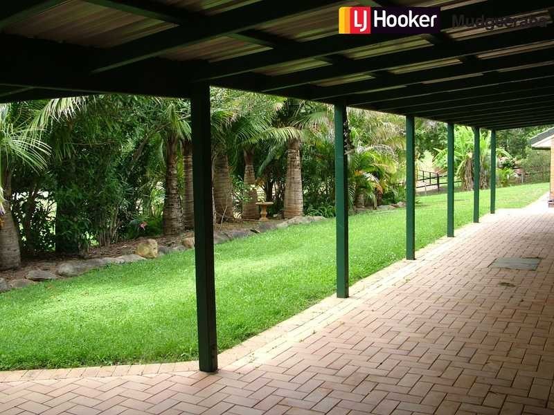 2 Birdlife Court, Nerang QLD 4211