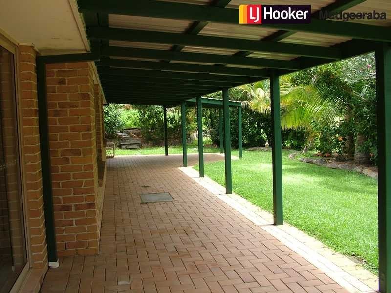 2 Birdlife Court, Nerang QLD 4211