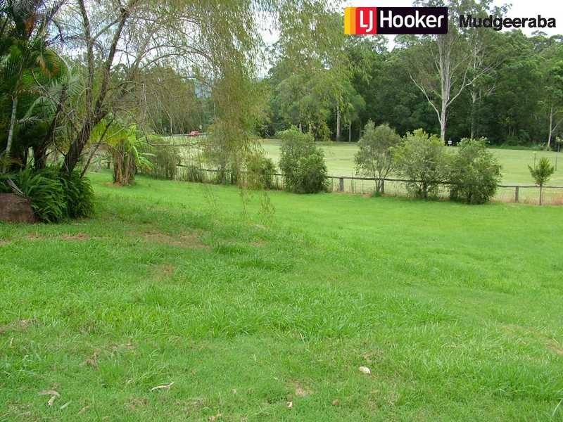 2 Birdlife Court, Nerang QLD 4211