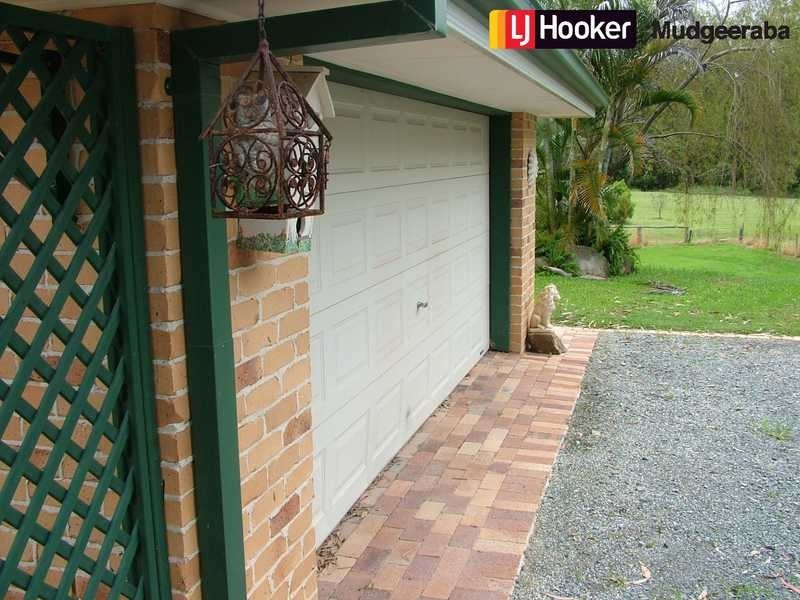 2 Birdlife Court, Nerang QLD 4211