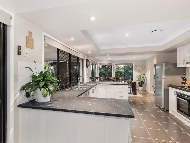 21 Snowwood Street, Reedy Creek QLD 4227