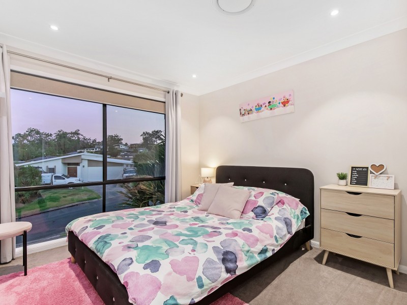 21 Snowwood Street, Reedy Creek QLD 4227