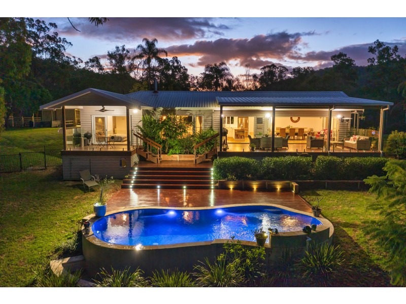 456 Clagiraba Road, Clagiraba QLD 4211