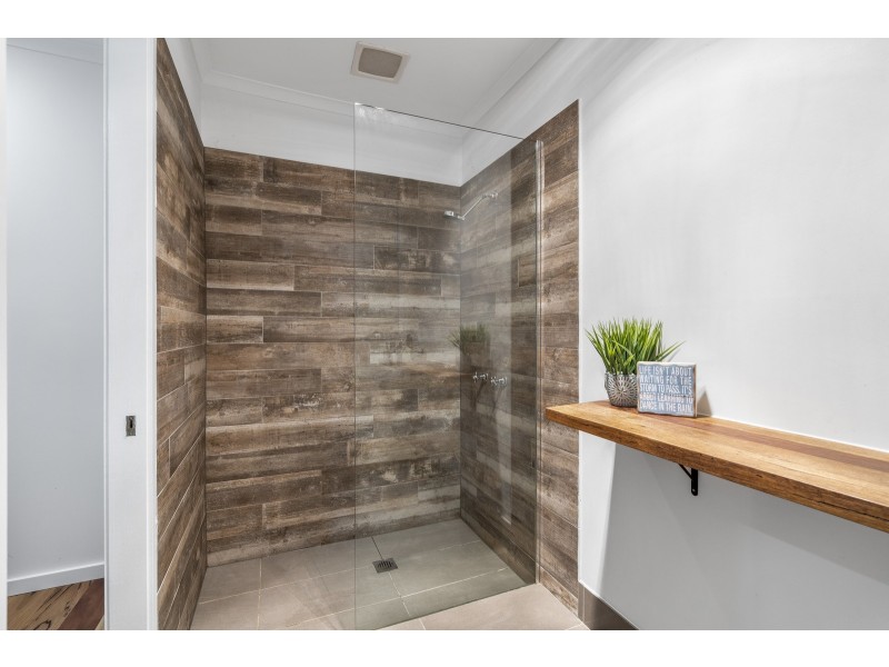 456 Clagiraba Road, Clagiraba QLD 4211