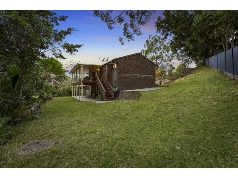 12 Bent Street, Nerang QLD 4211