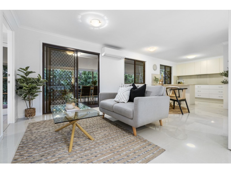 12 Bent Street, Nerang QLD 4211