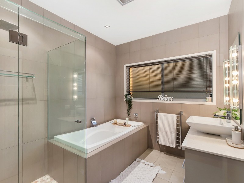 62 Cordyline Drive, Reedy Creek QLD 4227