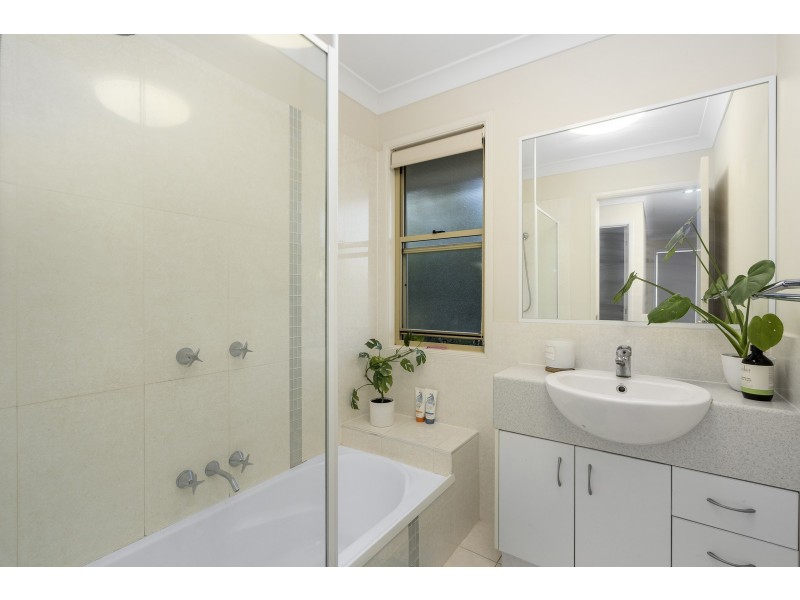 209/125 Hansford Road, Coombabah QLD 4216