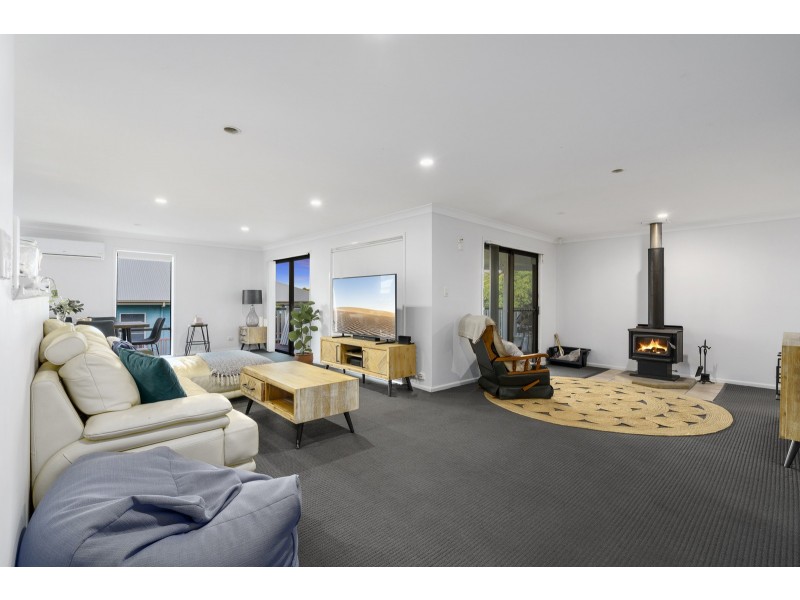 55 Magnetic Drive, Tamborine Mountain QLD 4272