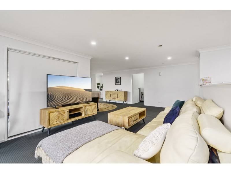 55 Magnetic Drive, Tamborine Mountain QLD 4272