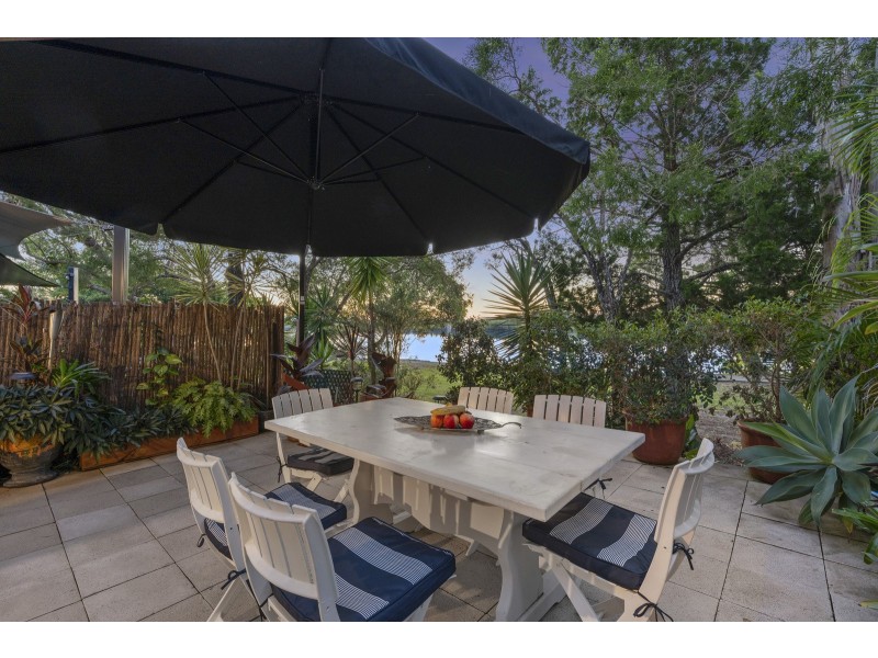 221/125 Hansford Road, Coombabah QLD 4216