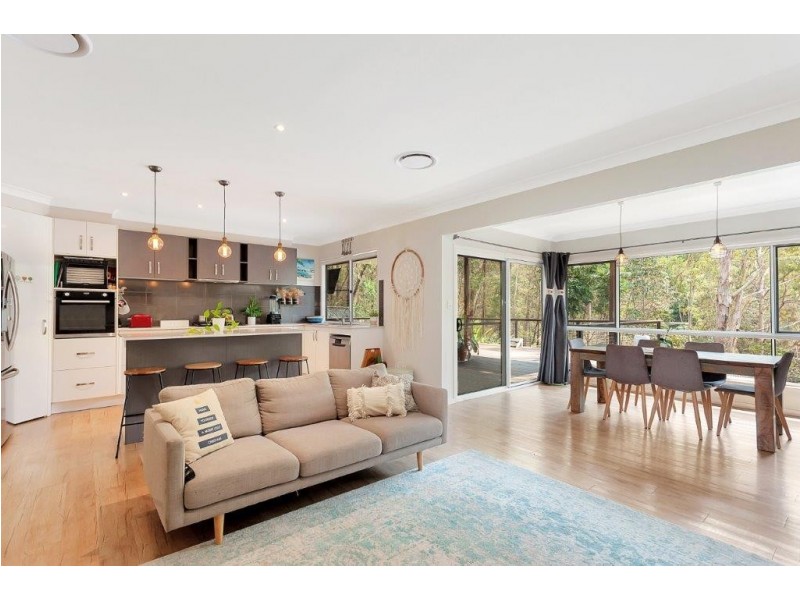 30 Tanaka Avenue, Bonogin QLD 4213