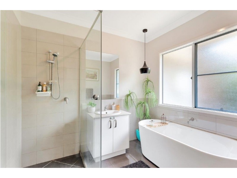 30 Tanaka Avenue, Bonogin QLD 4213