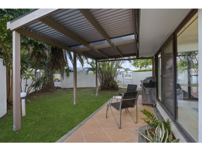 2/22 Vespa Crescent, Surfers Paradise QLD 4217
