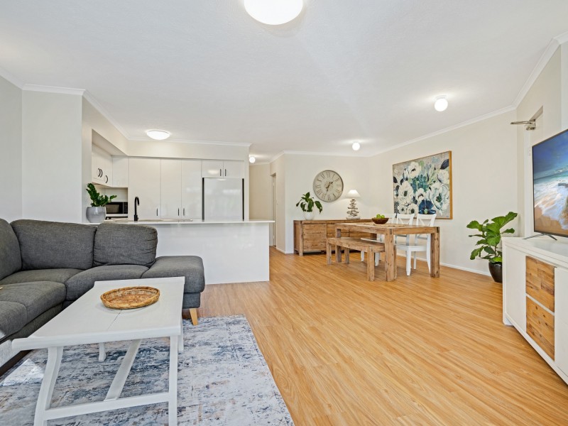 50/16 Crescent Avenue, Mermaid Beach QLD 4218