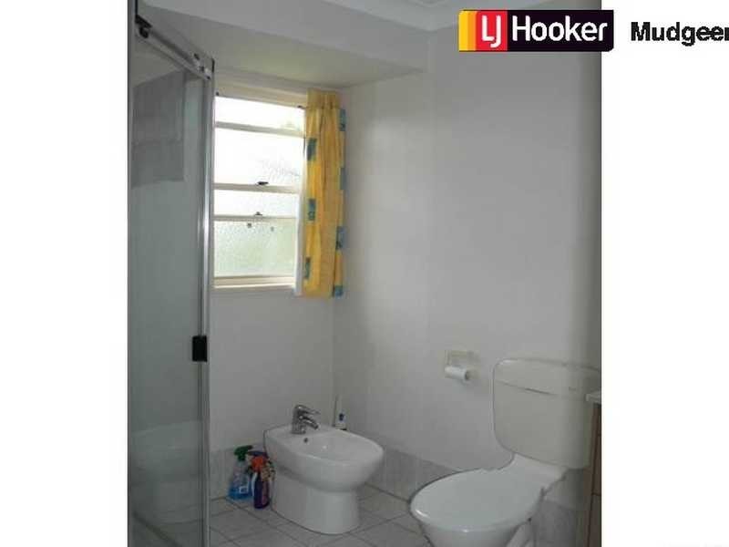 19 A Rayner Lane, Mudgeeraba QLD 4213