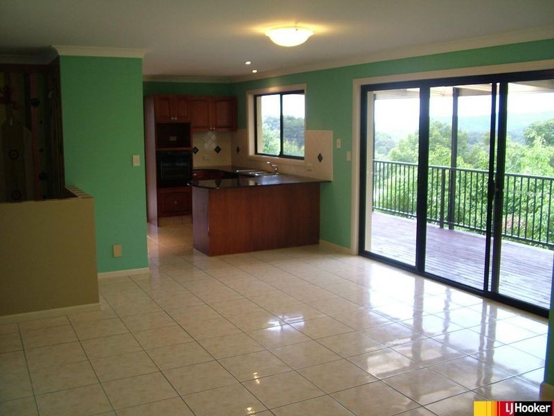160 The Panorama, Tallai QLD 4213