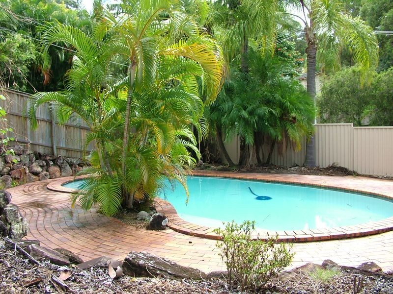 2 Sherwood Close, Mudgeeraba QLD 4213