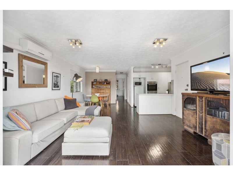 5/36 Chelsea Avenue, Broadbeach QLD 4218