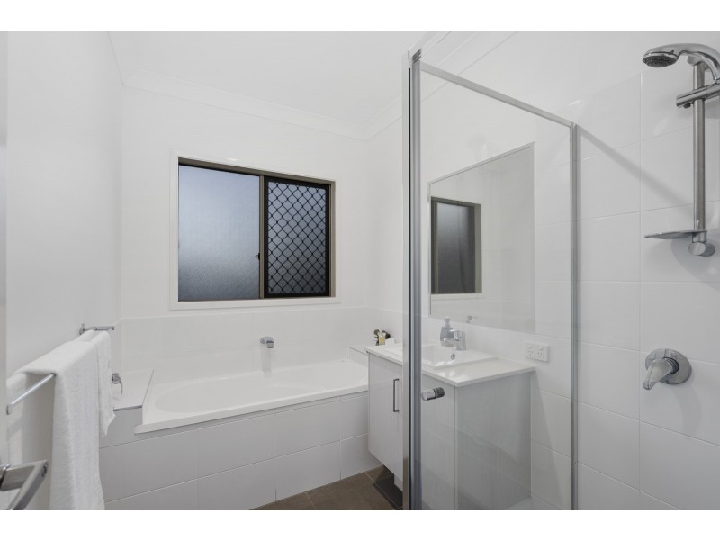 63/45 Lancashire Drive, Mudgeeraba QLD 4213